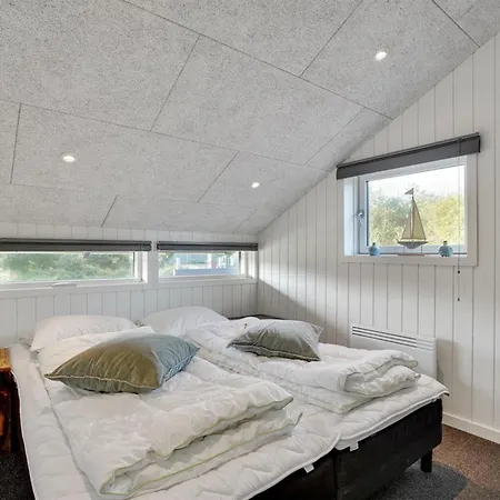 Ellenora - 1km From The Sea By Interhome Vejers Strand