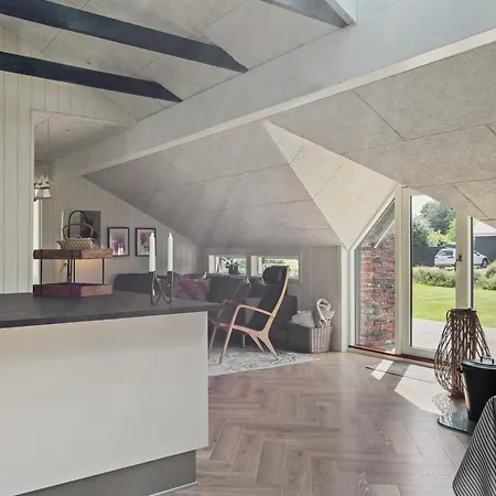 Ellenora - 1km From The Sea By Interhome Feriehus