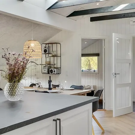 Ellenora - 1km From The Sea By Interhome Dom wakacyjny *