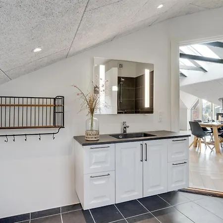 Ellenora - 1km From The Sea By Interhome Vejers Strand
