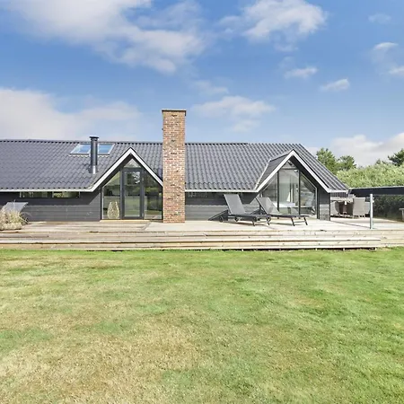 Ellenora - 1km From The Sea By Interhome *